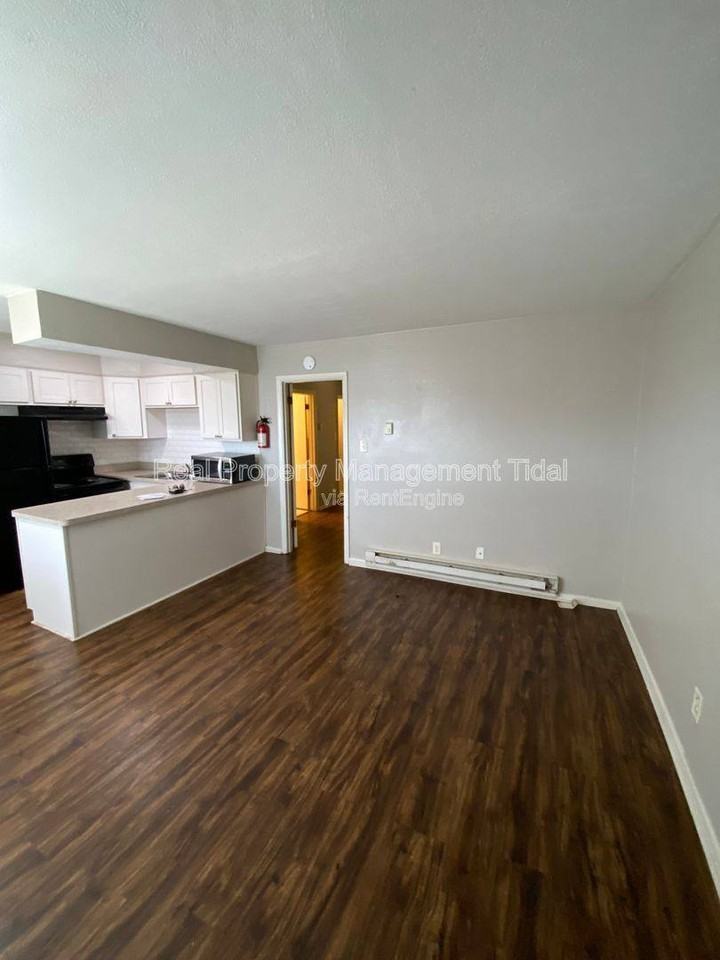 5667 Brickell Rd #14 - Photo 3 of 10