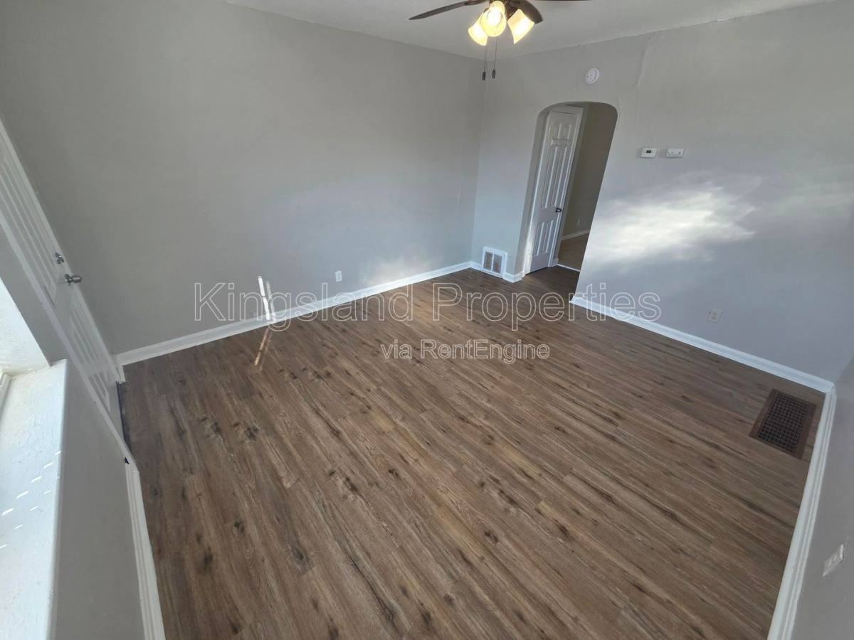 4752 Pennsylvania Ave #4754 - Photo 3 of 10