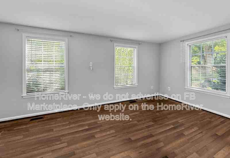 6478 Brickleigh Ct - Photo 6 of 18