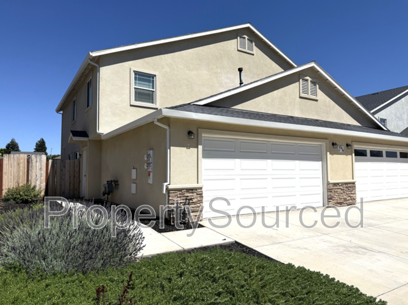 936 W Alameda St #A - Photo 3 of 41