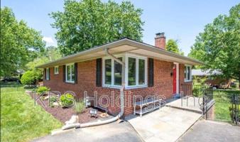 featured image of 7110 Murray Ln