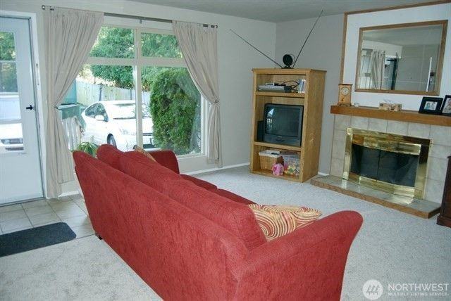 4326 156th St Sw ##1a - Photo 3 of 4