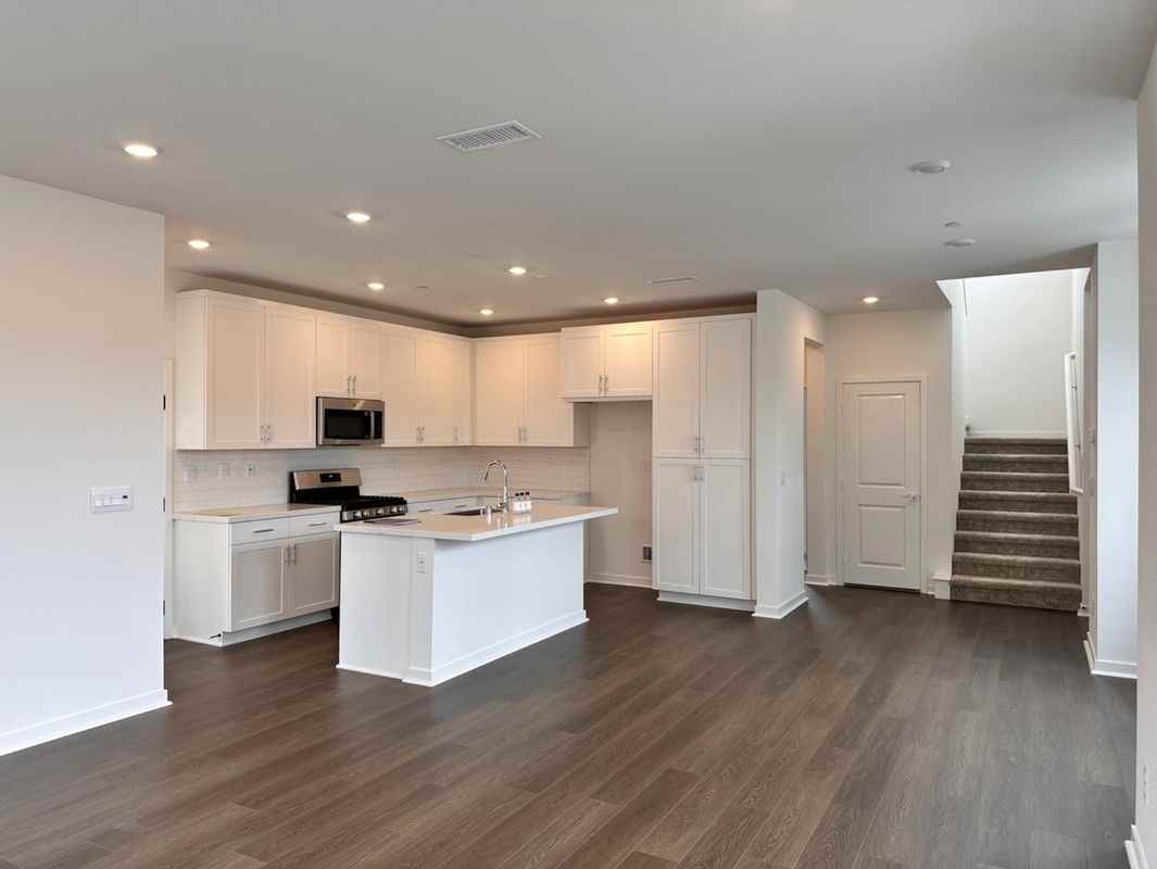4014 Shada Ln - Photo 4 of 16
