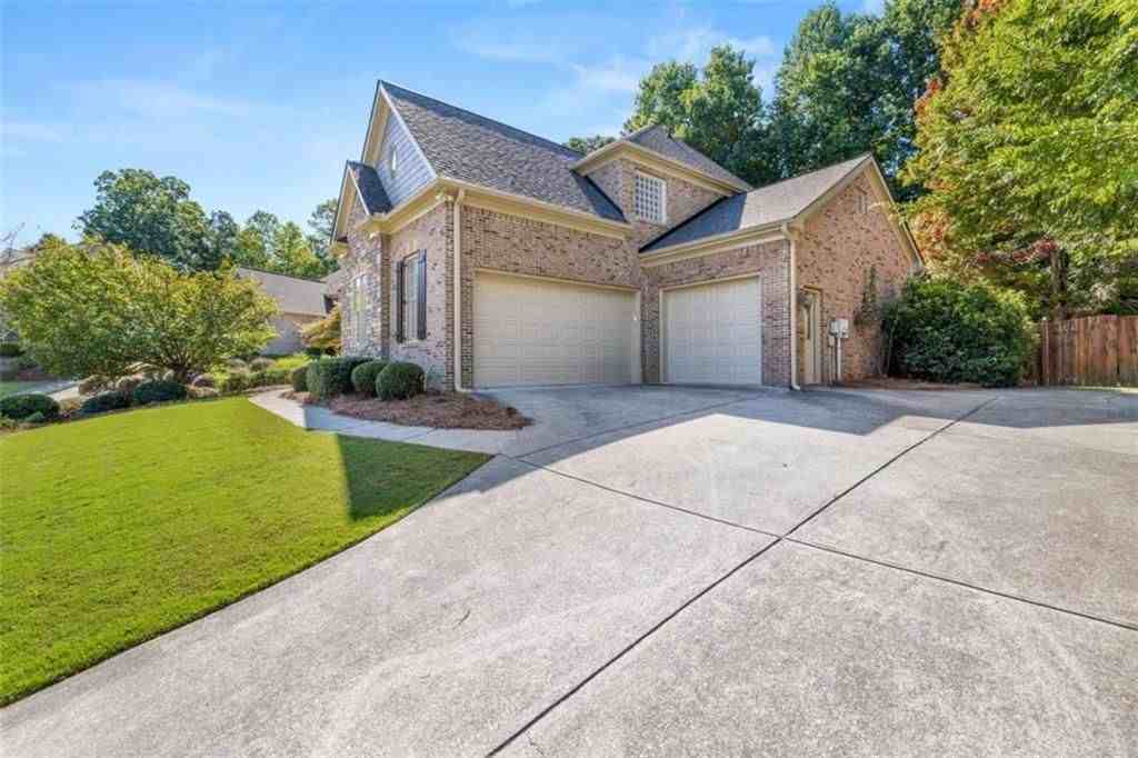 1475 Boomer Cir - Photo 6 of 50