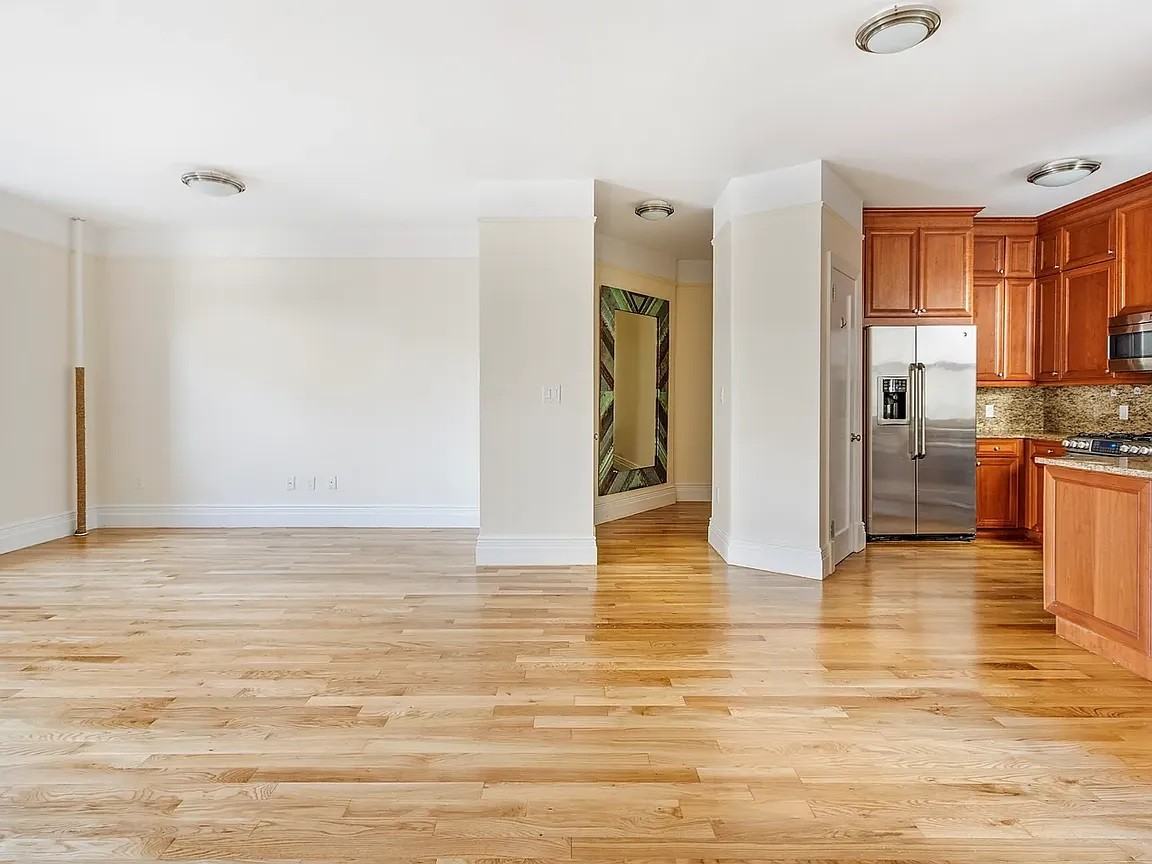 308 W 97th St #61 - Photo 2 of 11