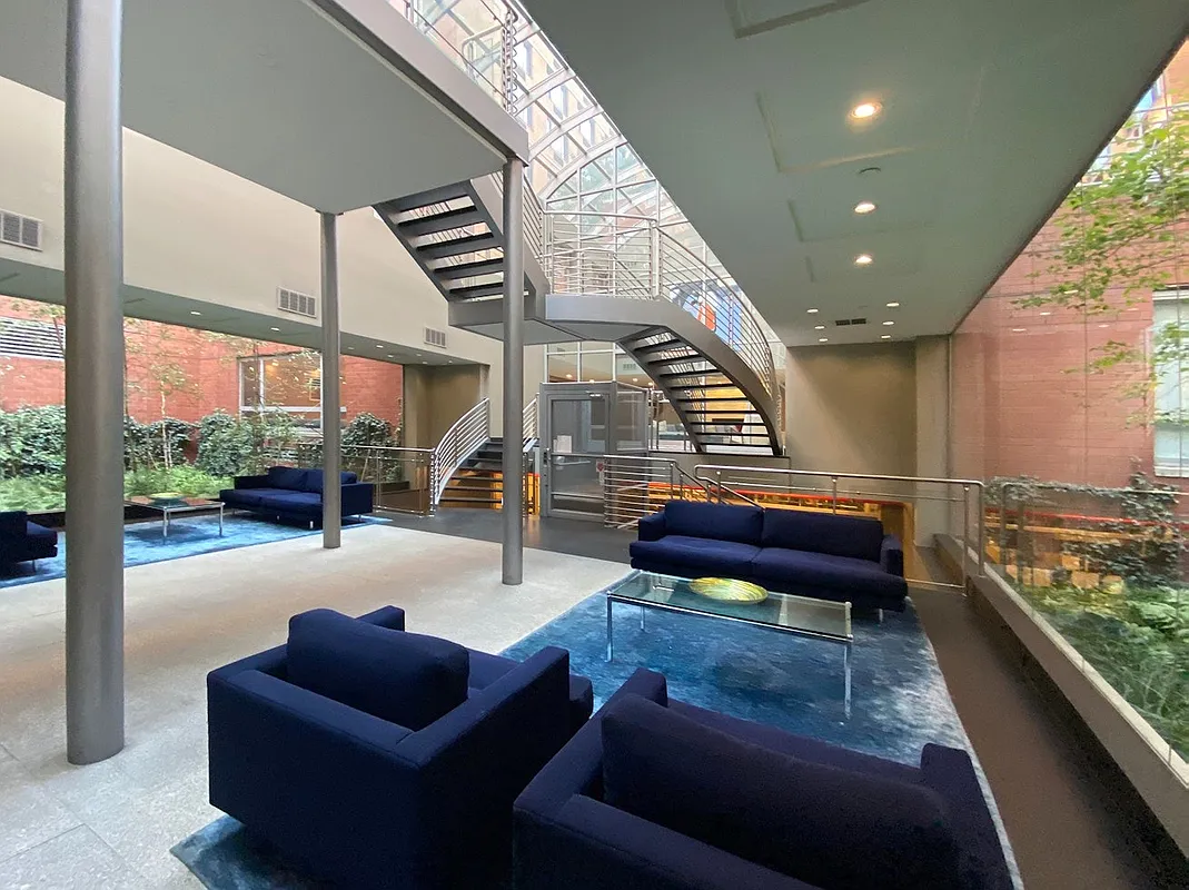 555 W 23rd St - Photo 5 of 14