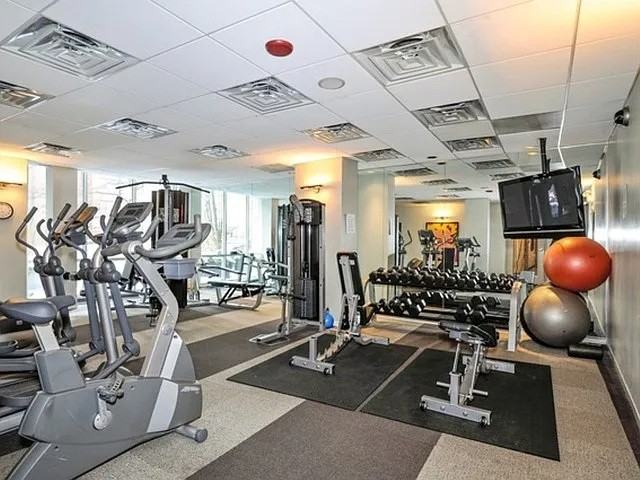 2930 N Sheridan Rd #206 - Photo 3 of 12