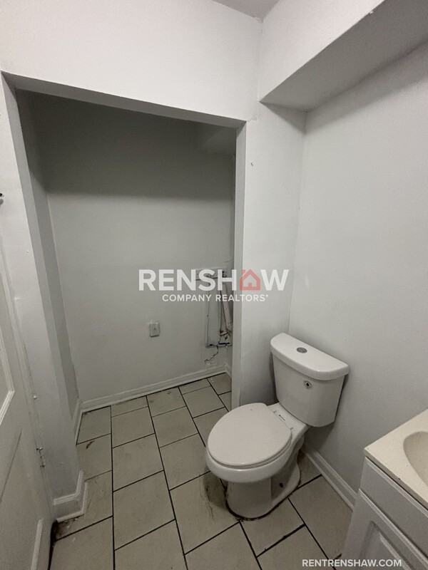 753 Lipford St - Photo 5 of 16