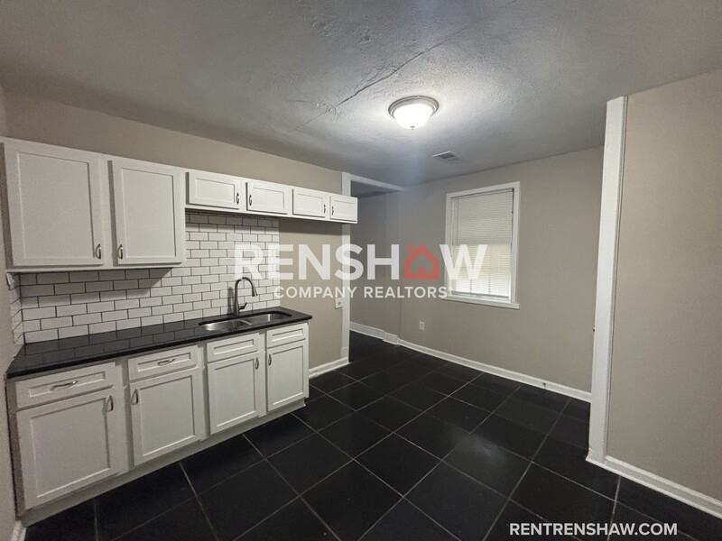 753 Lipford St - Photo 7 of 16