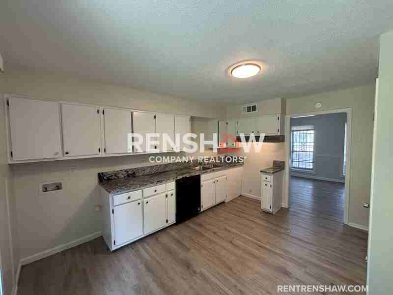 2434 Vollintine Ave - Photo 4 of 18
