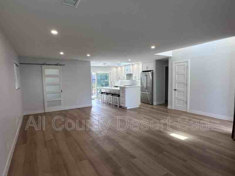 6922 Paula Cir - Photo 4 of 25