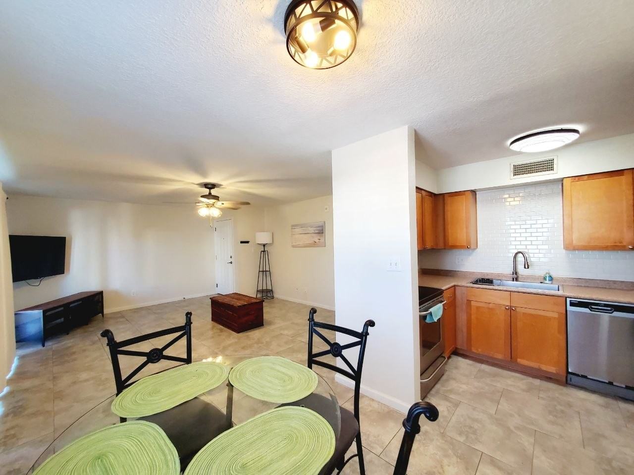 5111 Coquina Key Dr Se #A - Photo 6 of 39