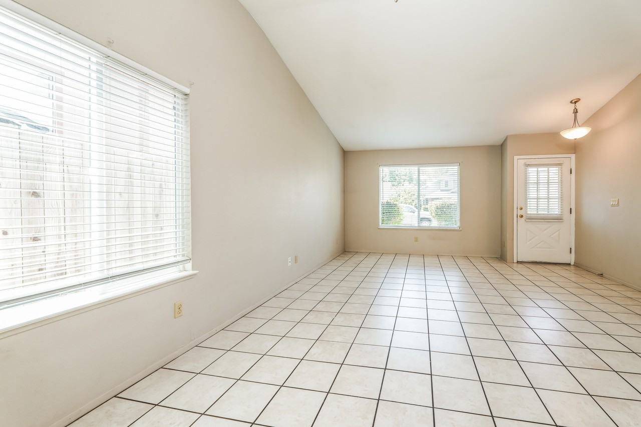 7654 Zephyr Hills Way - Photo 3 of 24