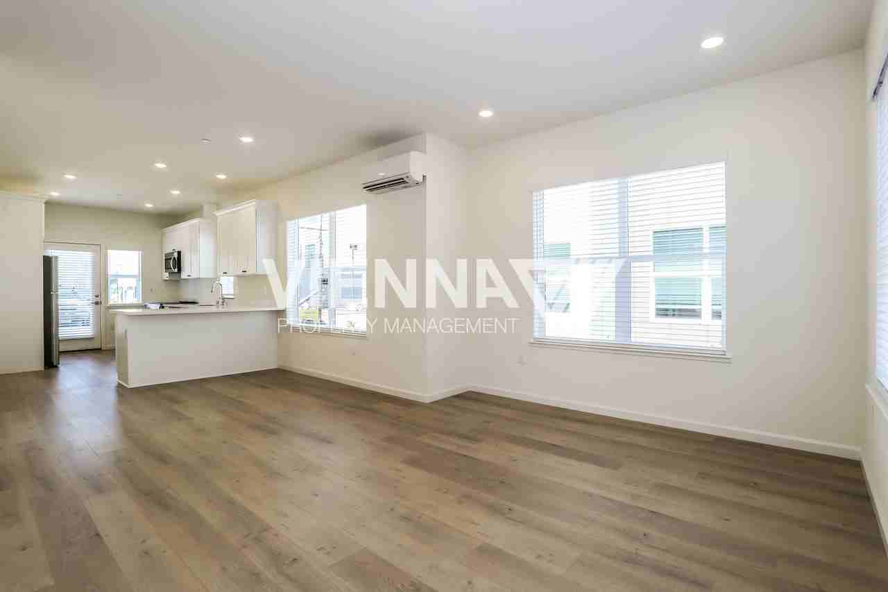 8086 Quiet Knolls Dr - Photo 6 of 35