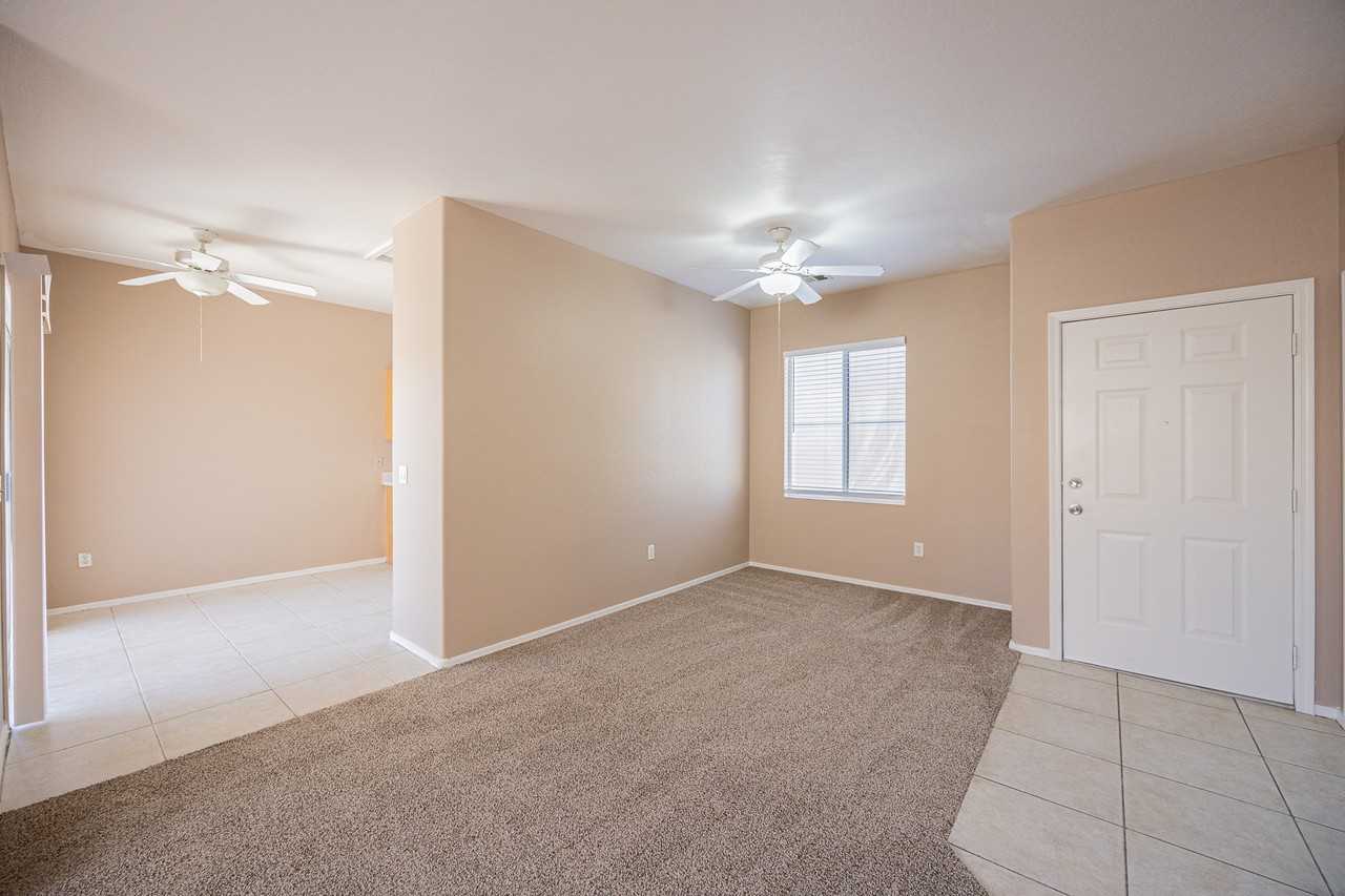 670 E Mariposa Pl - Photo 6 of 25