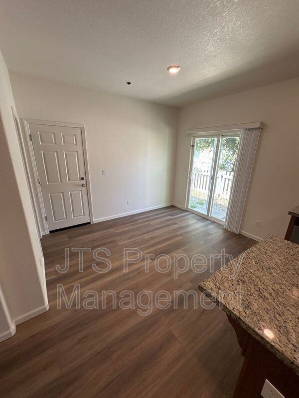 451 Ashwick Loop - Photo 6 of 21
