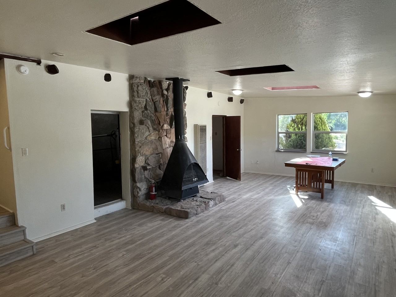 10042 4th St Nw - Photo 5 of 27