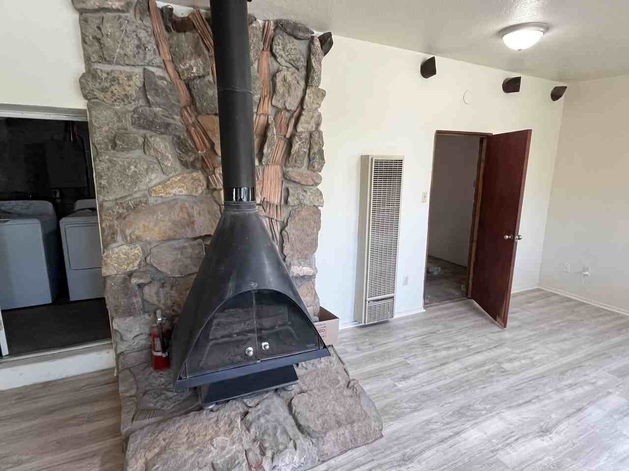 10042 4th St Nw - Photo 7 of 27