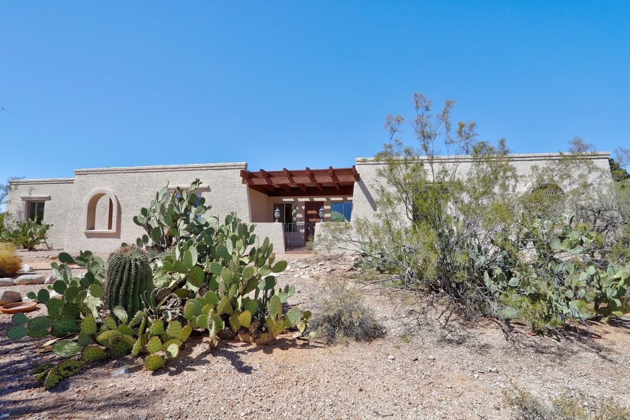 6109 N Zorrela Segundo - Photo 5 of 50