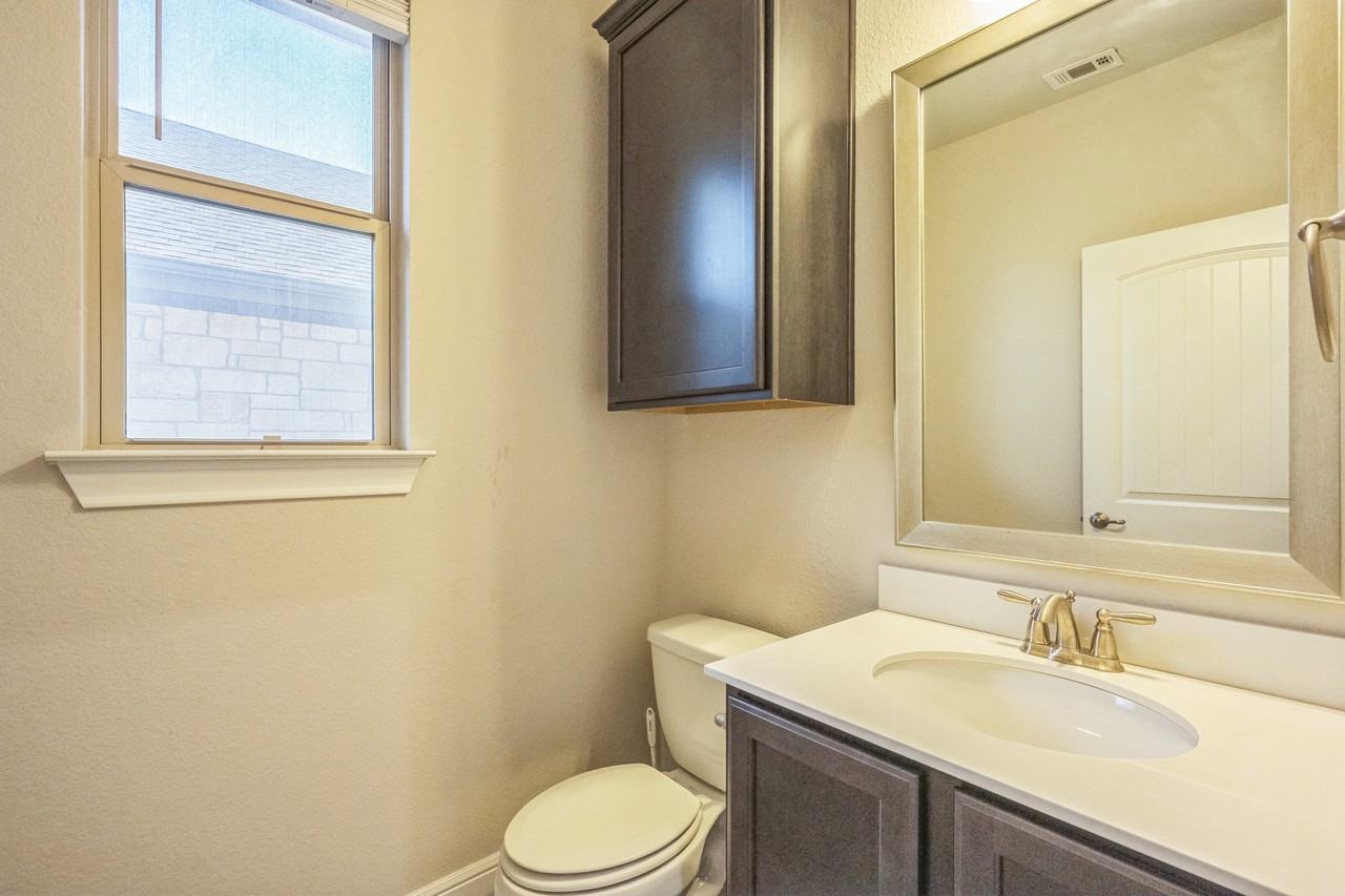 305 Crossvine Trl - Photo 5 of 16