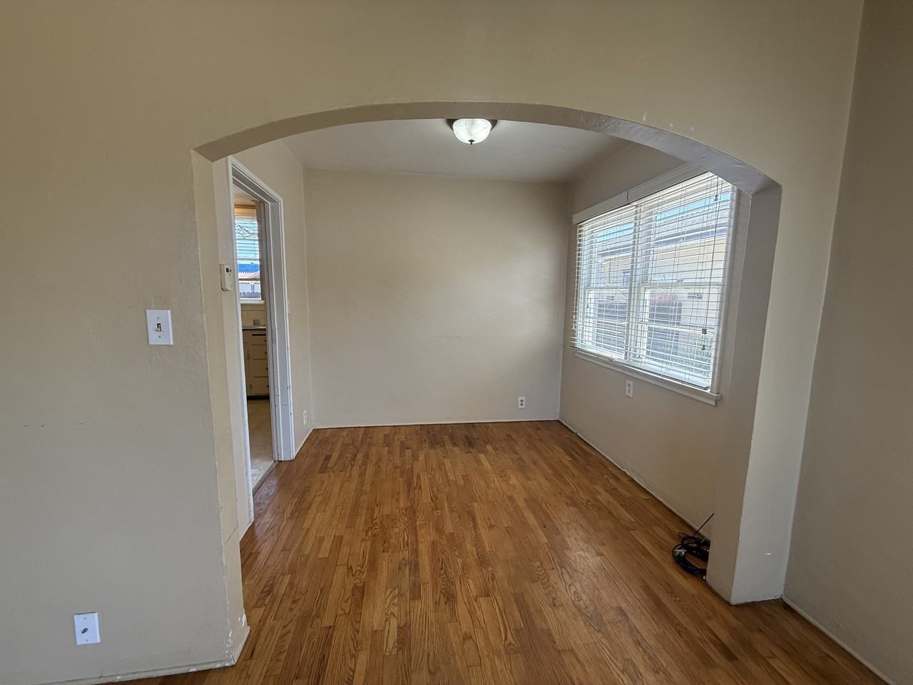 312 N H St - Photo 5 of 15