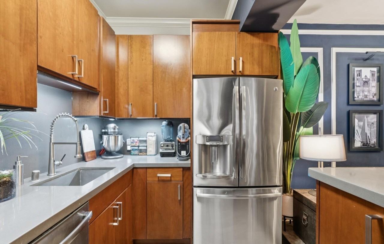 735 Geary St - Photo 2 of 2