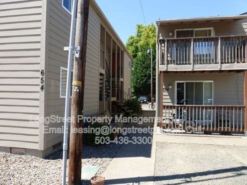 644 Sw 7th St #6 - Photo 2 of 17