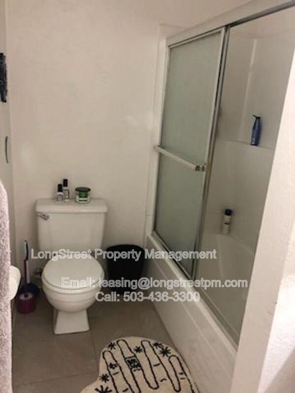 644 Sw 7th St #6 - Photo 4 of 17