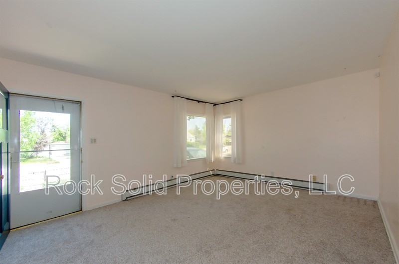 1301 E 23rd St - Photo 5 of 19