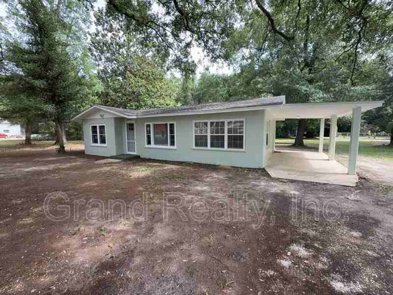 3693 Scoggins St - Photo 2 of 22