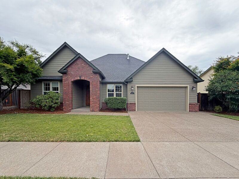 2523 Borders Dr