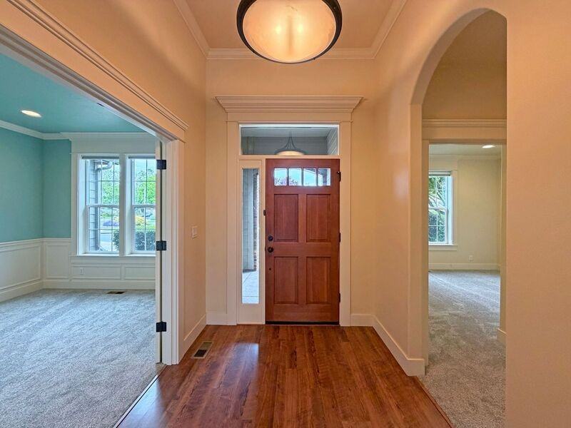 2523 Borders Dr - Photo 3 of 30