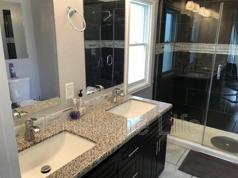 1652 Gaylord St - Photo 4 of 18