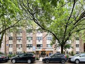 625 W Wrightwood Ave #202 - Photo 1 of 1