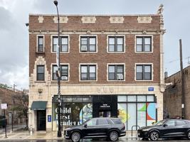 featured image of 818 W Diversey Pkwy #P