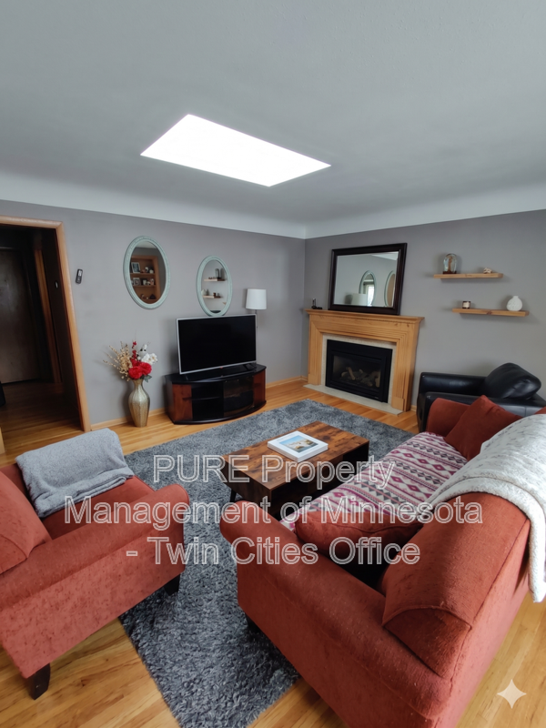 6226 France Ave S - Photo 2 of 10