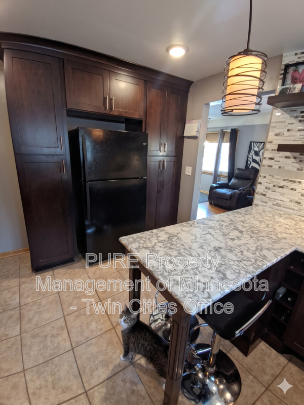 6226 France Ave S - Photo 4 of 10