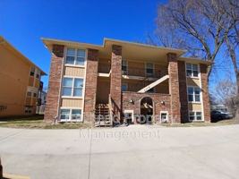 featured image of 1100 N Noland Rd #D