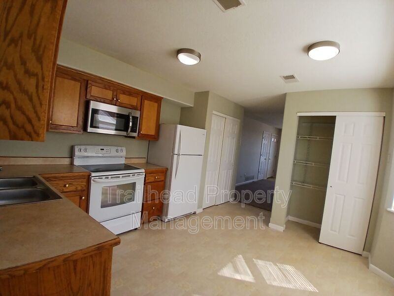 1100 N Noland Rd #D - Photo 7 of 18
