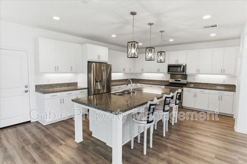 28817 Sedge Ln - Photo 5 of 27