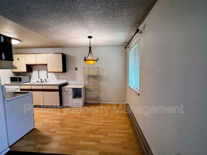 3206 Pine Rd #C14 - Photo 4 of 18