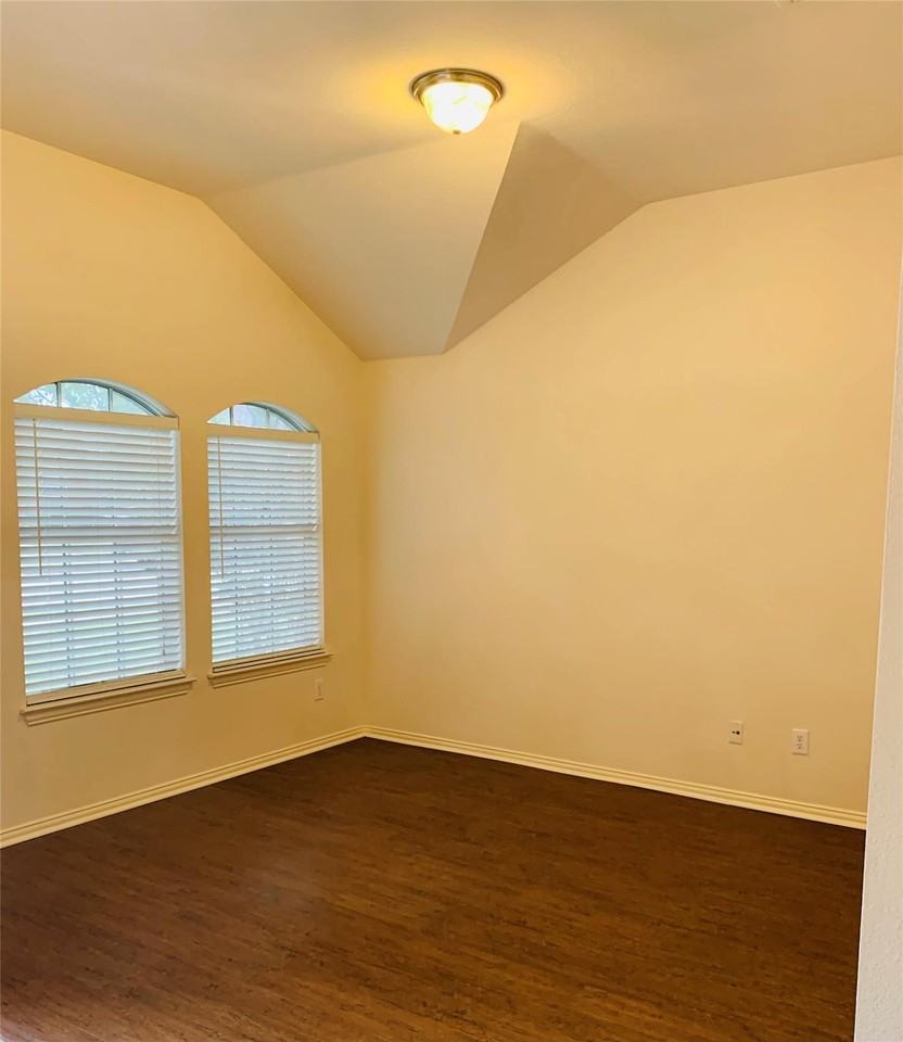 5632 Overland Dr #NA - Photo 2 of 14