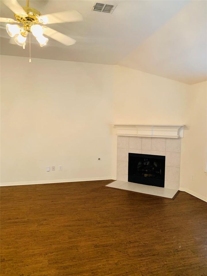 5632 Overland Dr #NA - Photo 3 of 14