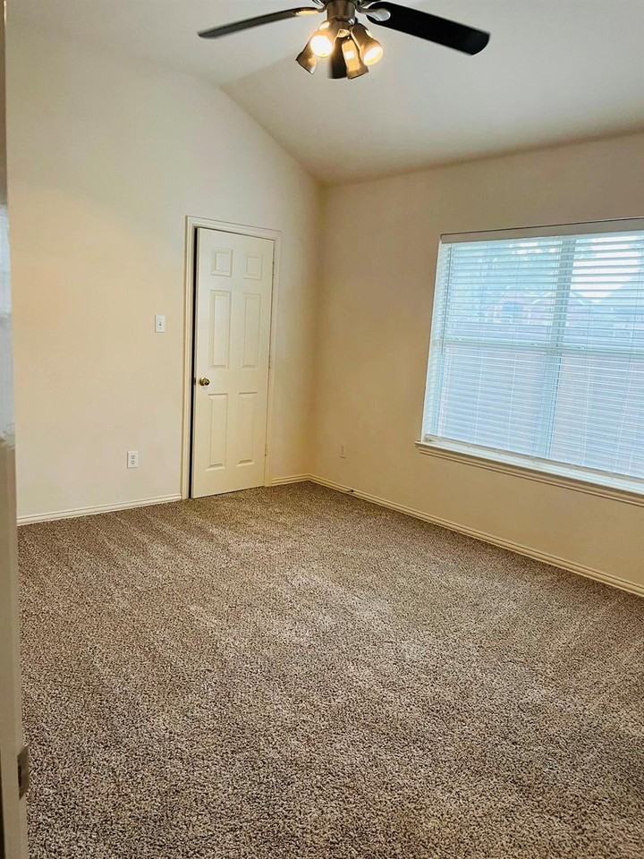 5632 Overland Dr #NA - Photo 5 of 14