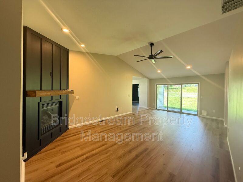 6844 Union Rd - Photo 6 of 13