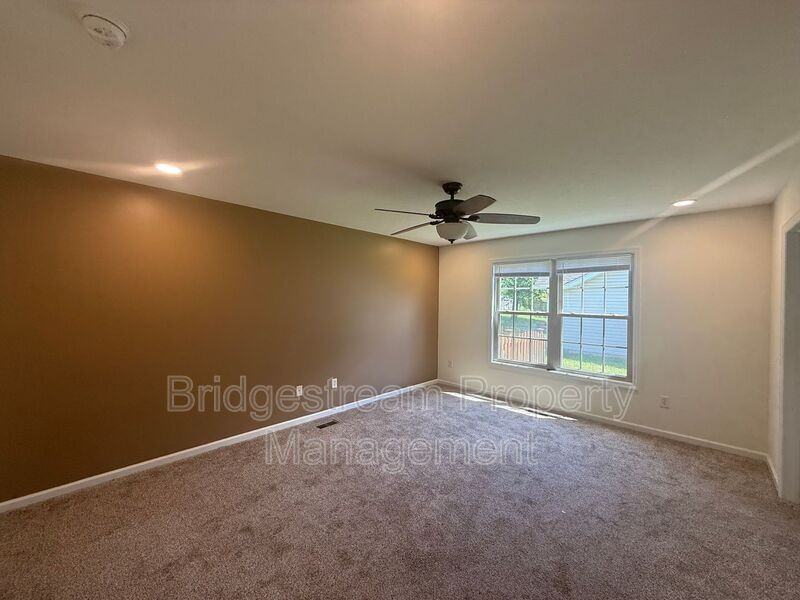 6844 Union Rd - Photo 7 of 13