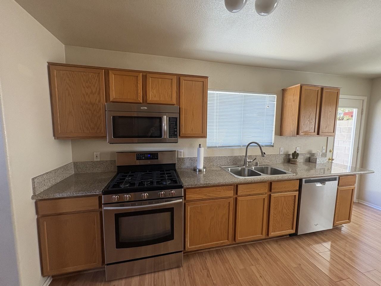 9402 Santa Fe Rose St #NA - Photo 5 of 50
