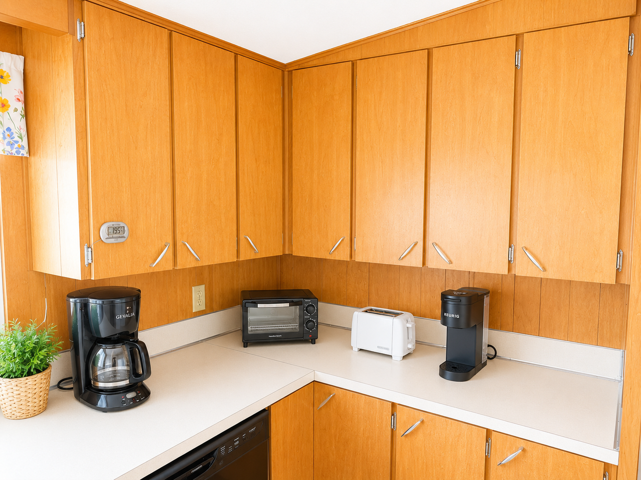 5364 Christiancy Ave #NA - Photo 3 of 11