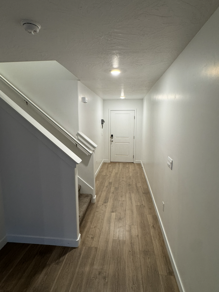 1792 S Wolverine Way #NA - Photo 4 of 21