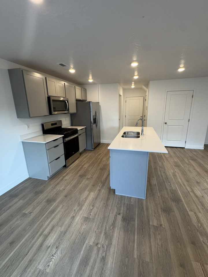 1792 S Wolverine Way #NA - Photo 7 of 21